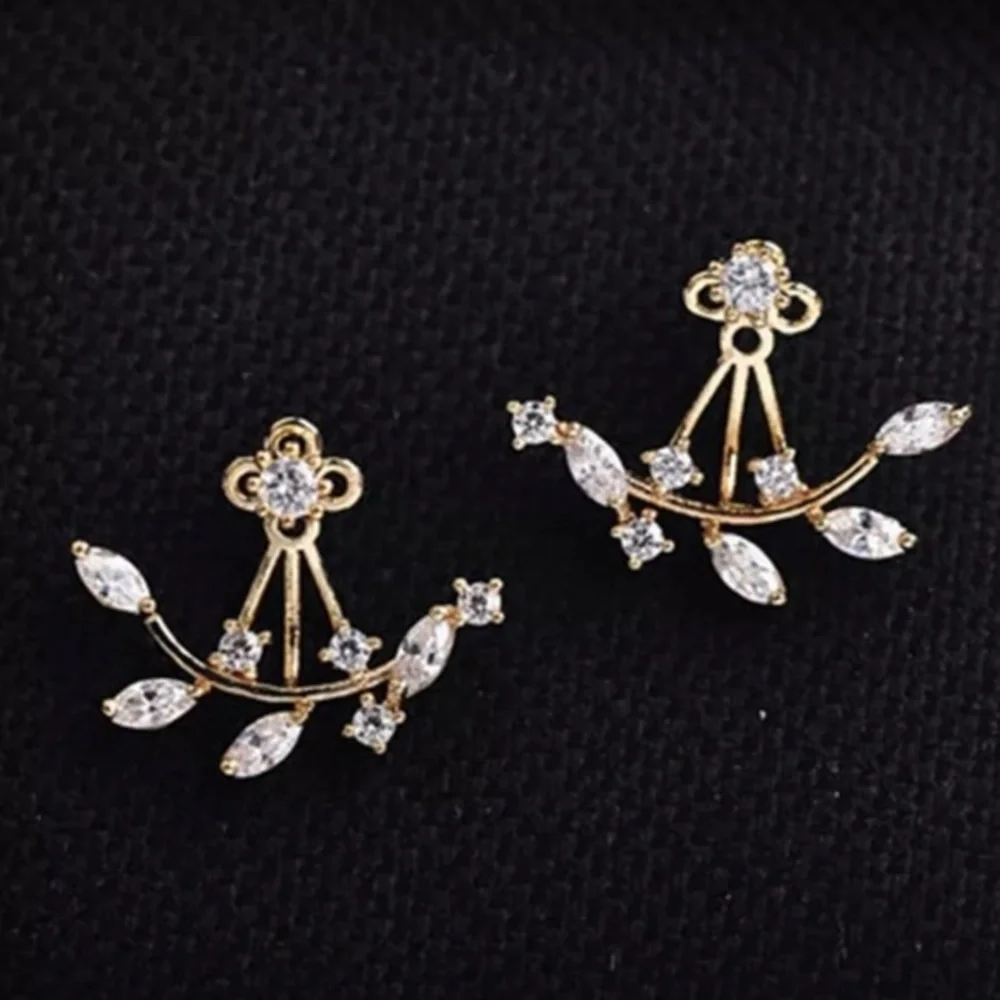 ✨GOLD “SPARKLING CRYSTAL”✨CRYSTAL CURTAIN EARRINGS - Picture 2 of 3